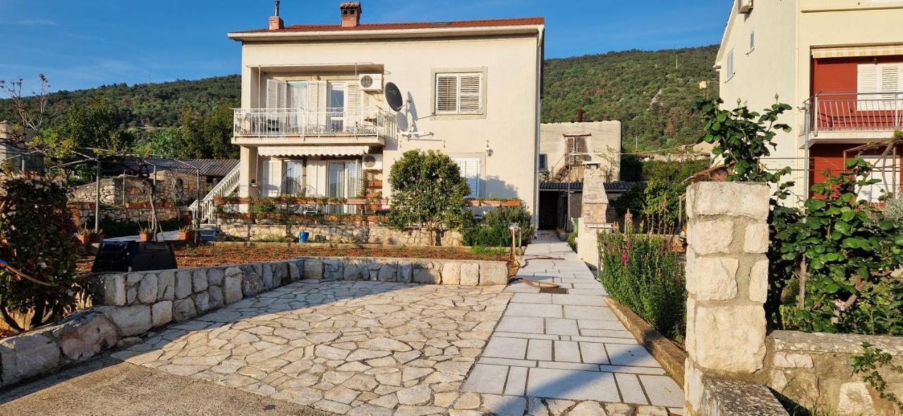 Apartment Poldrugo Cres Exterior foto
